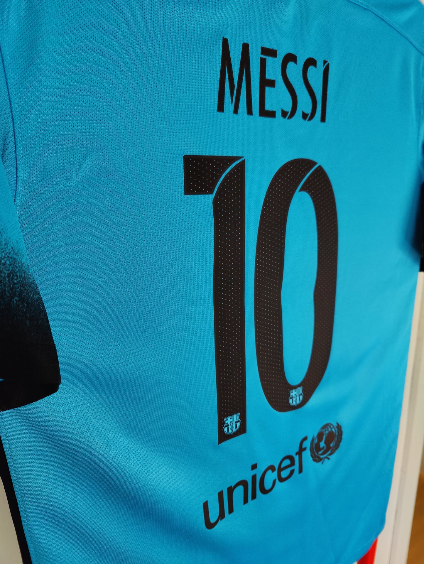 Lionel Messi FC Barcelona Udebanetrøje – Str. M (2015/16)