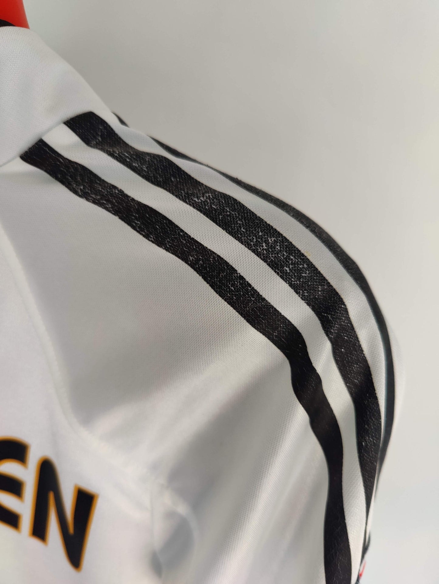 Thomas Gravesen Real Madrid Hjemmebanetrøje (Player Version) – Str. L (2004/05)