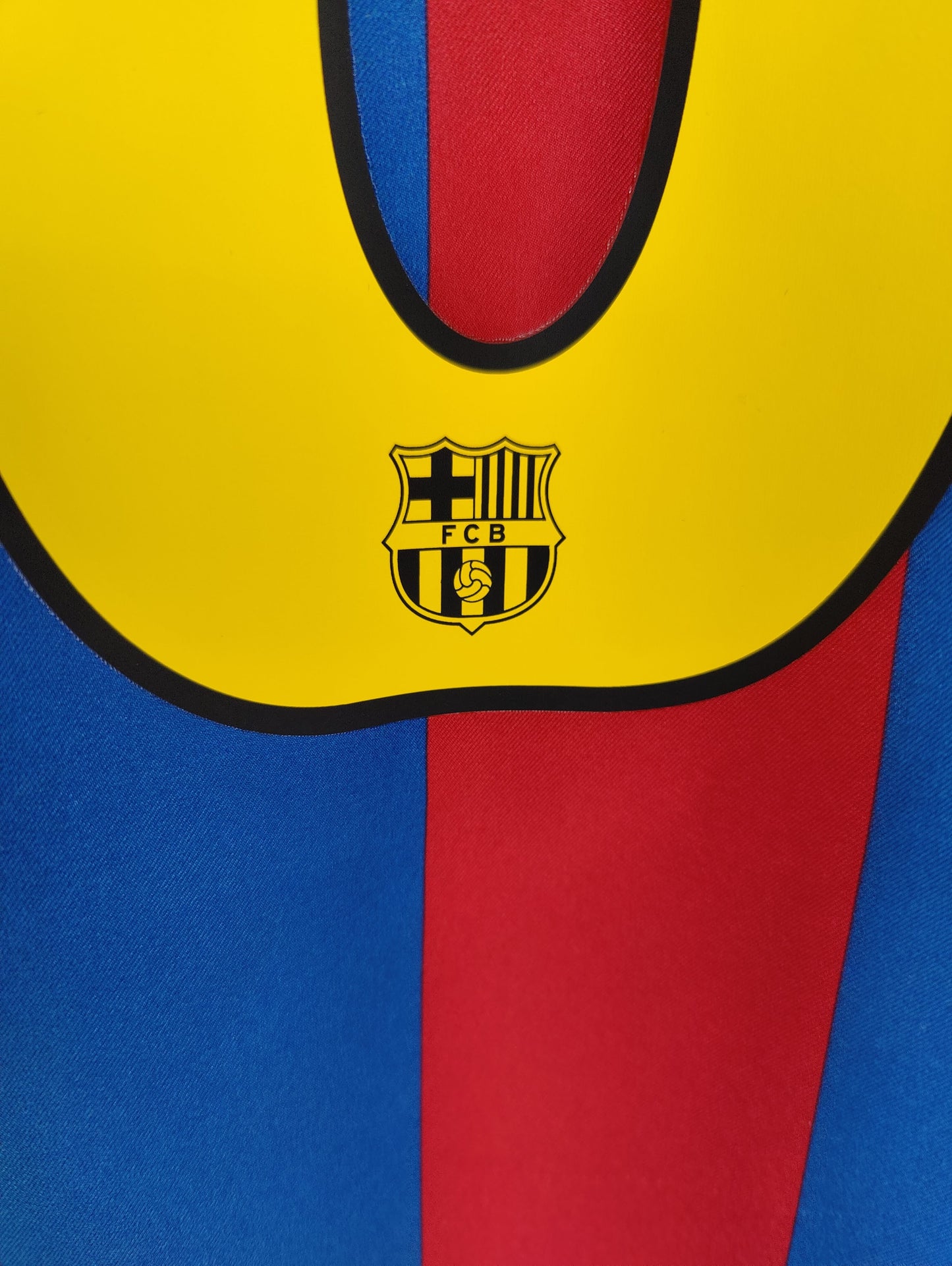 Ronaldinho FC Barcelona Hjemmebanetrøje – Str. L (2005/06)