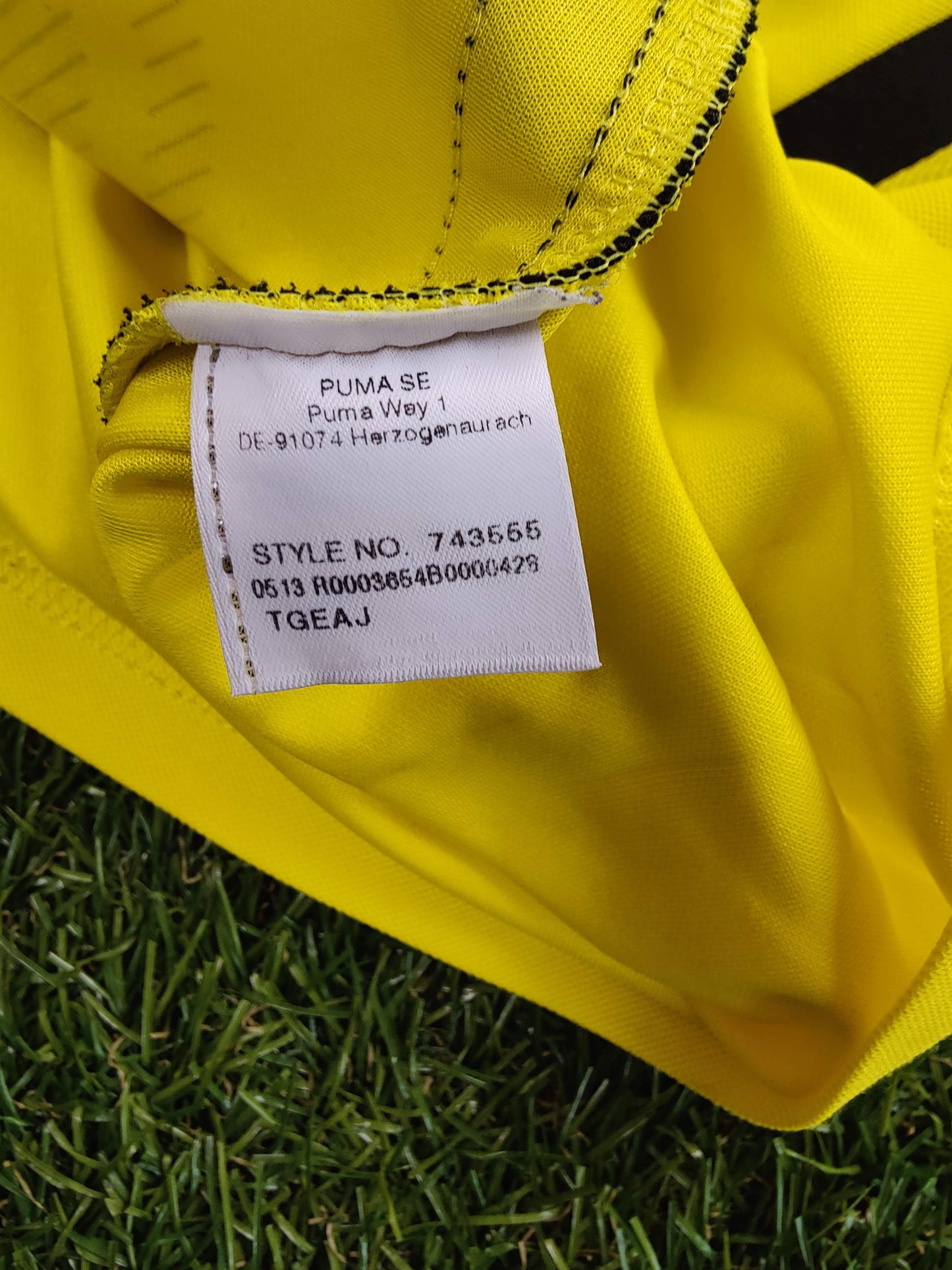 Robert Lewandowski Str. XL Borussia Dortmund Hjemmebanetrøje – (2013/14)