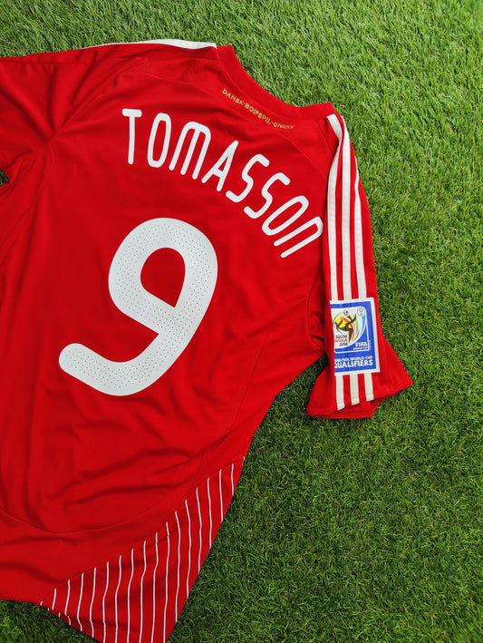 Jon Dahl Tomasson Str. Medium (M) Danmark Hjemmebanetrøje – (VM Kvalifikation 2010)