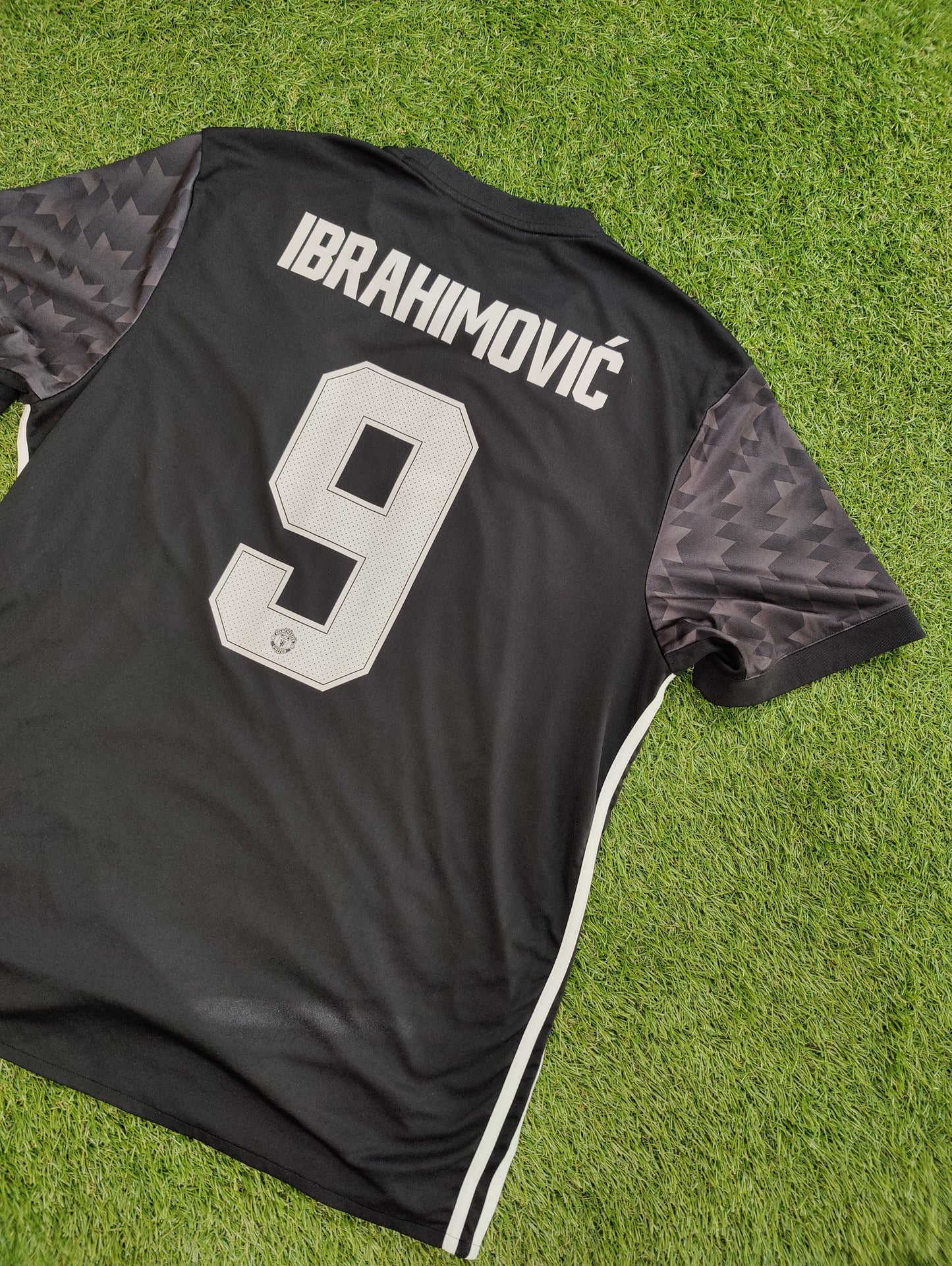 Zlatan Ibrahimović Str. XL Manchester United udebanetrøje (2017/18)
