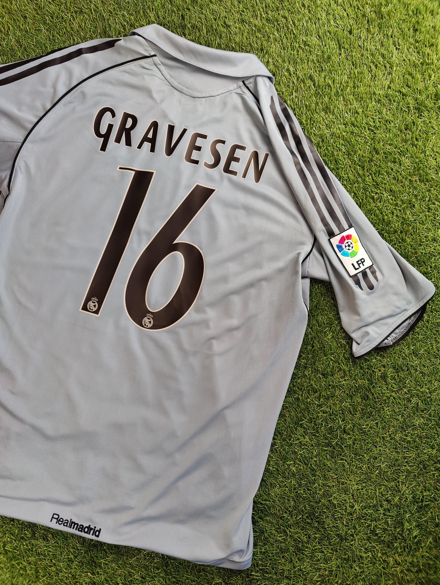Thomas Gravesen Str. L Real Madrid 3. trøje – (2005/06)