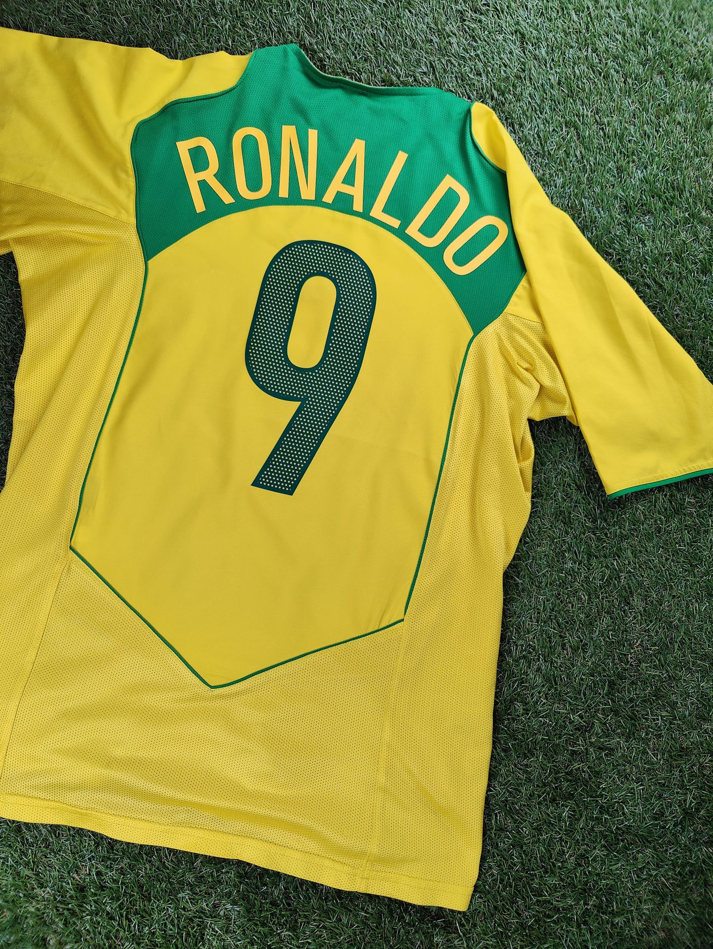 Ronaldo Nazário Str. L Brasilien Hjemmebanetrøje (2004)