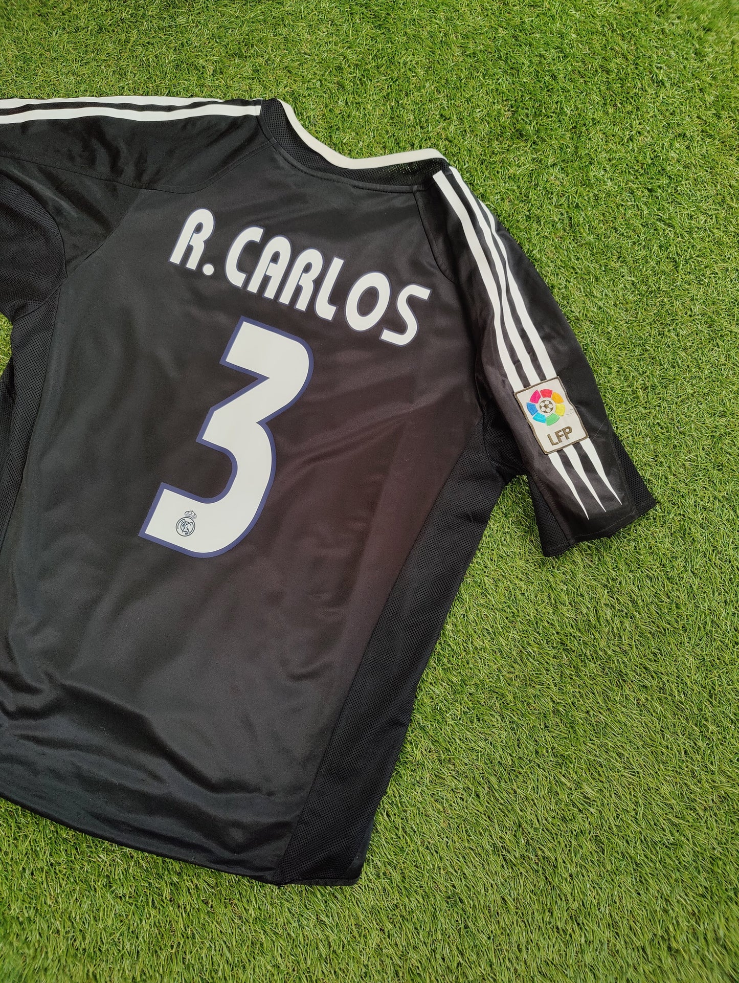 Roberto Carlos Str. M Real Madrid udebanetrøje (2004/05)