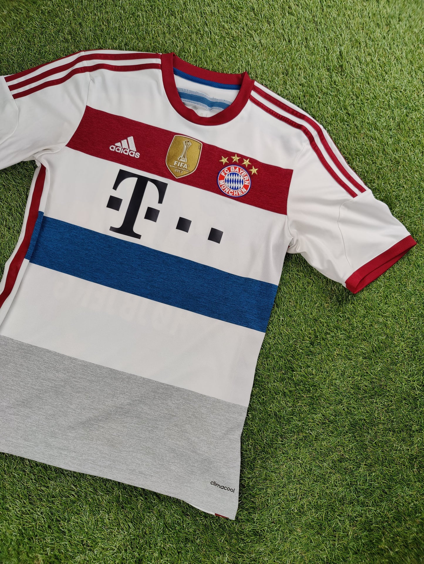 Pierre-Emile Højbjerg Str. Medium (M) Bayern München Udebanetrøje (2014/15)