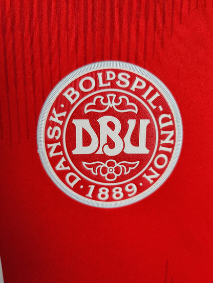 Christian Eriksen Danmark Hjemmebanetrøje – Str. L (Euro 2020, fitter M)