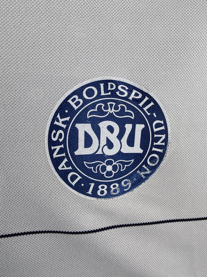 Nicklas Bendtner Danmark Udebanetrøje Player Version – Str. L (2014-16)