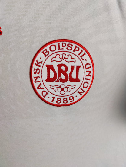 Nicklas Bendtner Danmark Udebanetrøje – Str. M (2010)