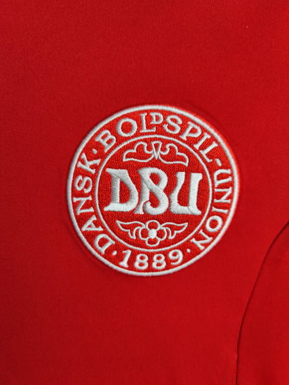 Nicklas Bendtner Danmark Hjemmebanetrøje – Str. L (2008-10) Player Version