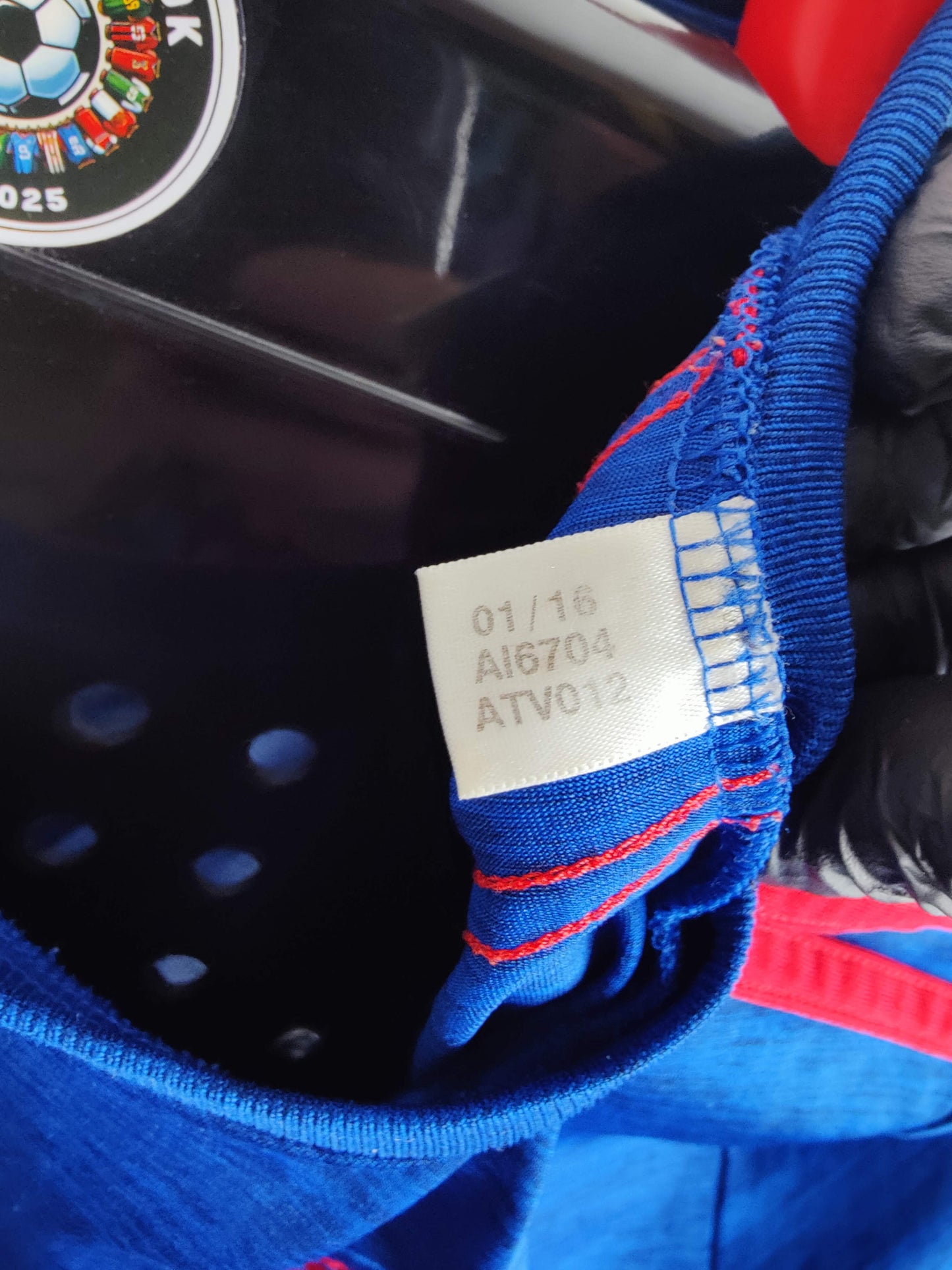 Zlatan Ibrahimović Str. L Manchester United Udebanetrøje – (2016/17)