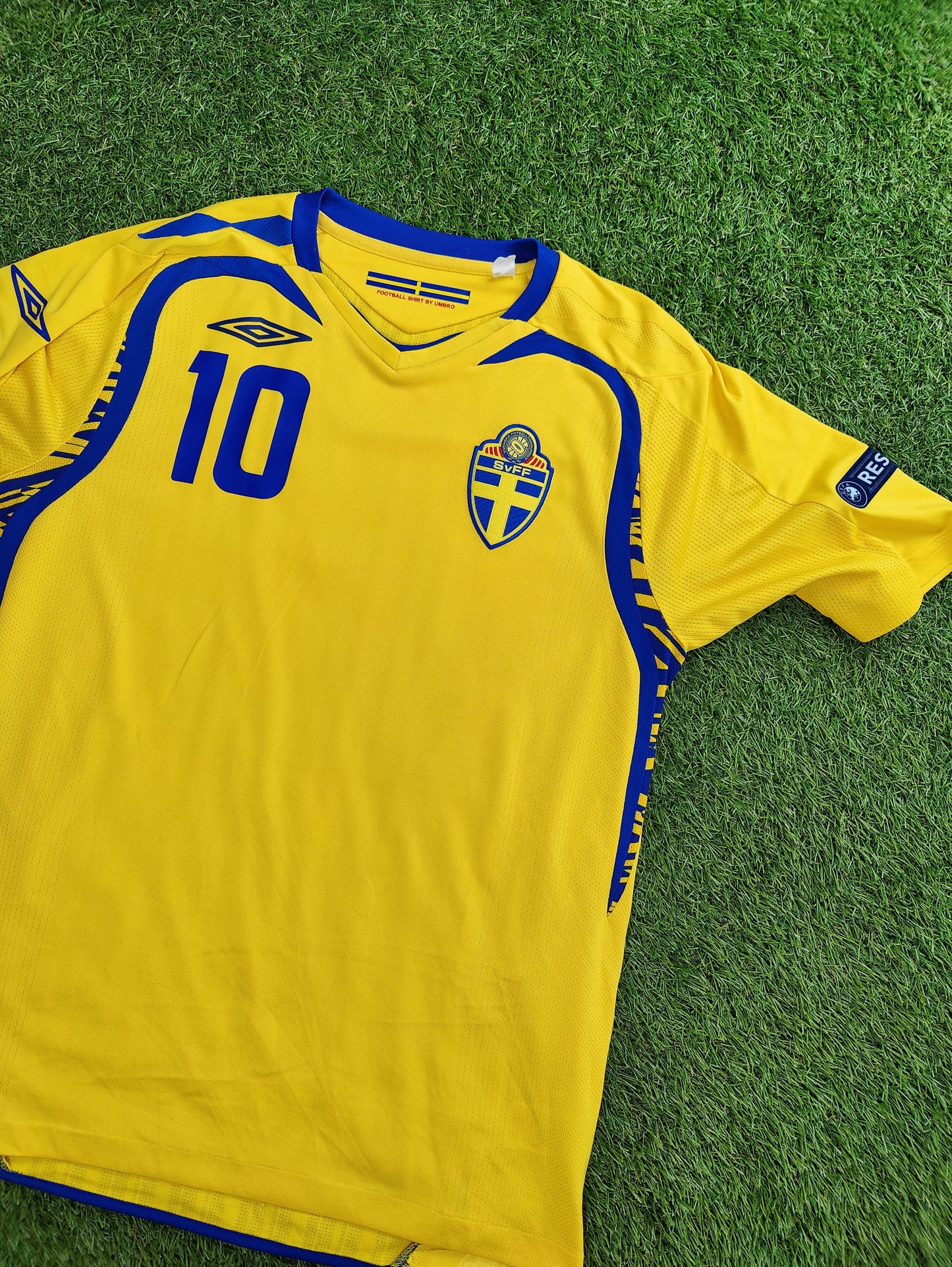 Zlatan Ibrahimović Str. M Sverige Hjemmebanetrøje (Euro 2008)