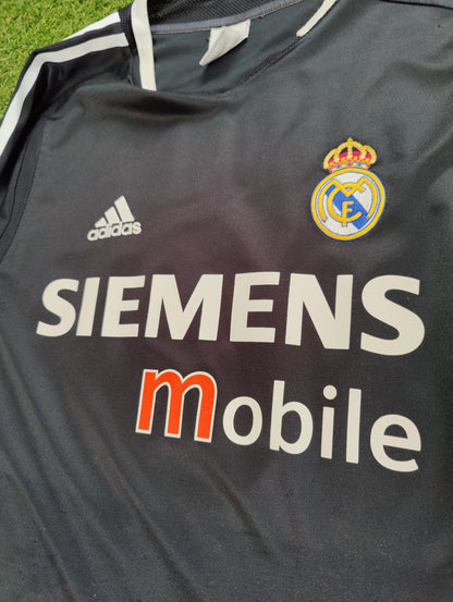 Roberto Carlos Str. M Real Madrid udebanetrøje (2004/05)