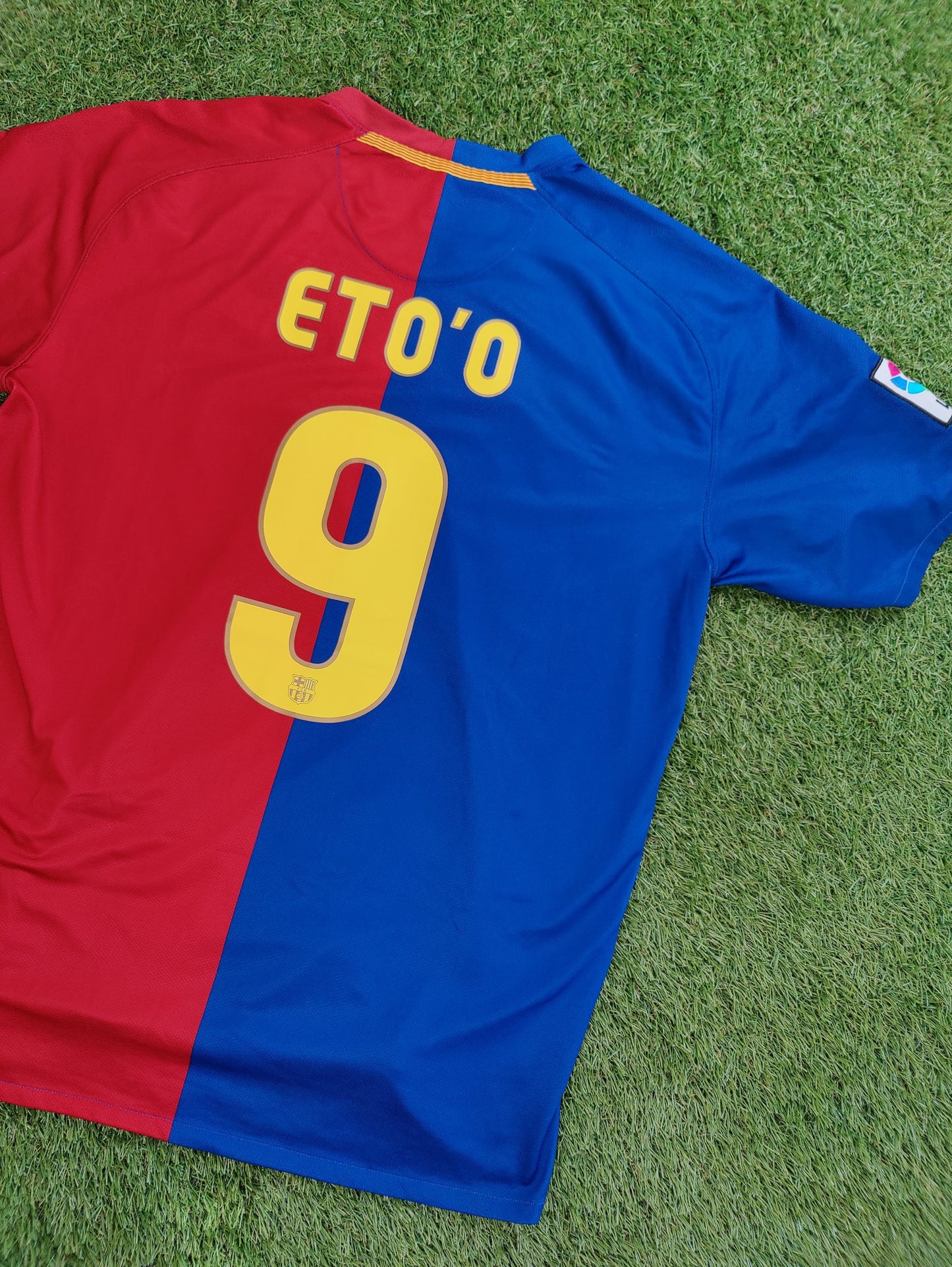 Samuel Eto’o FC Barcelona Hjemmebanetrøje – Str. XL (2008/09)