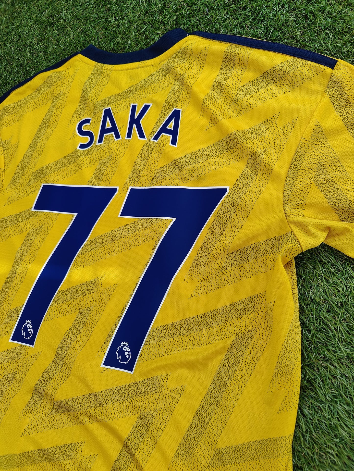 Bukayo Saka Str. M Arsenal Udebanetrøje (2019/20)
