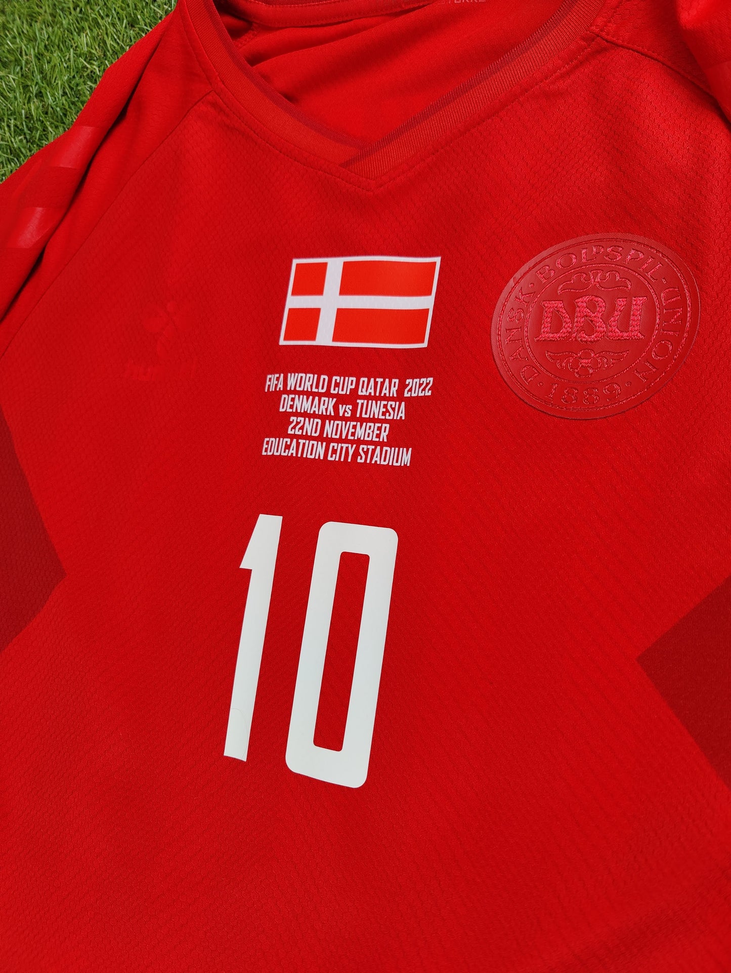 Christian Eriksen Str. XXL Danmark vs Tunesien – 22. november 2022 Hjemmebanetrøje (VM 2022)