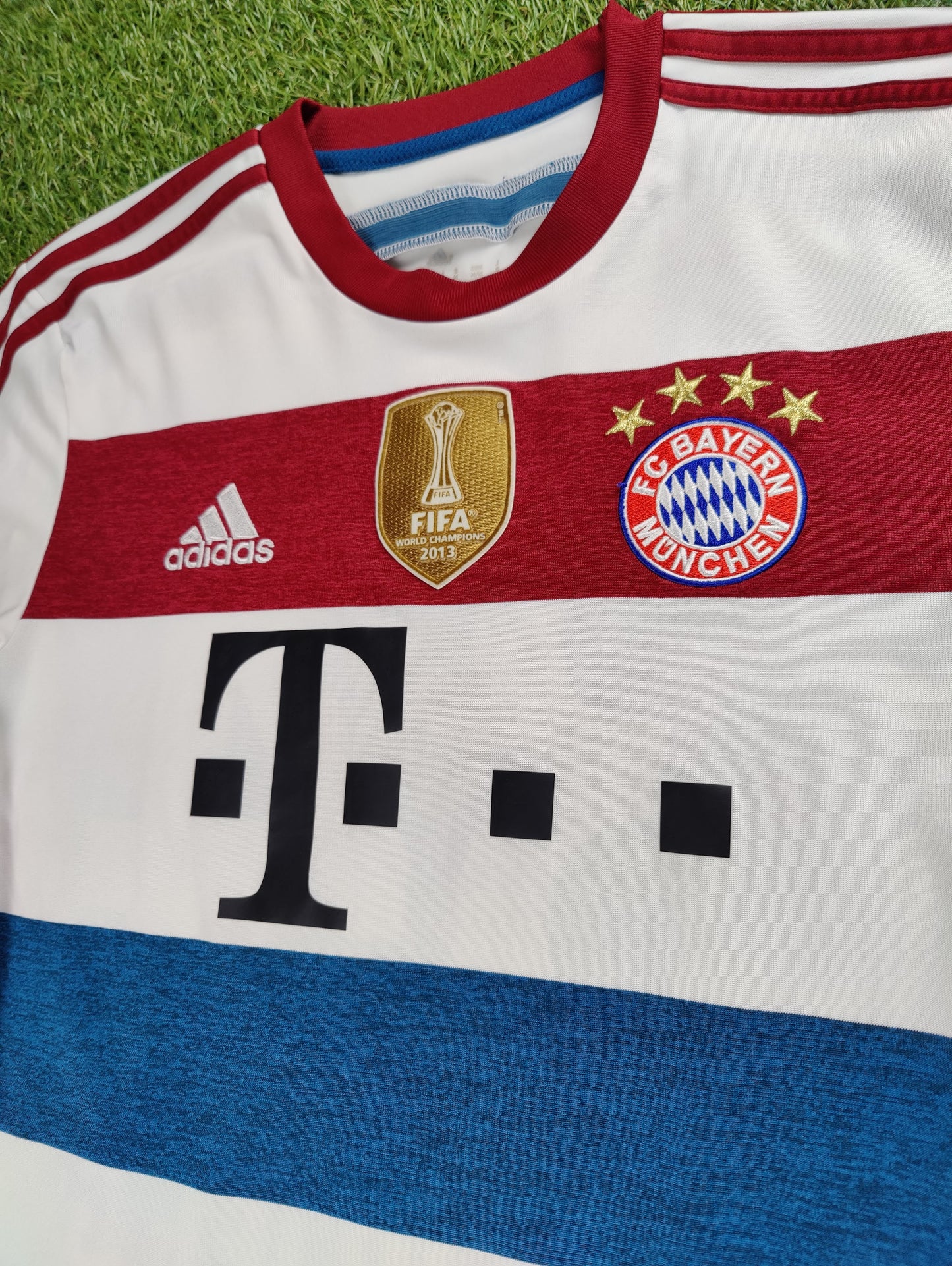 Pierre-Emile Højbjerg Str. Medium (M) Bayern München Udebanetrøje (2014/15)