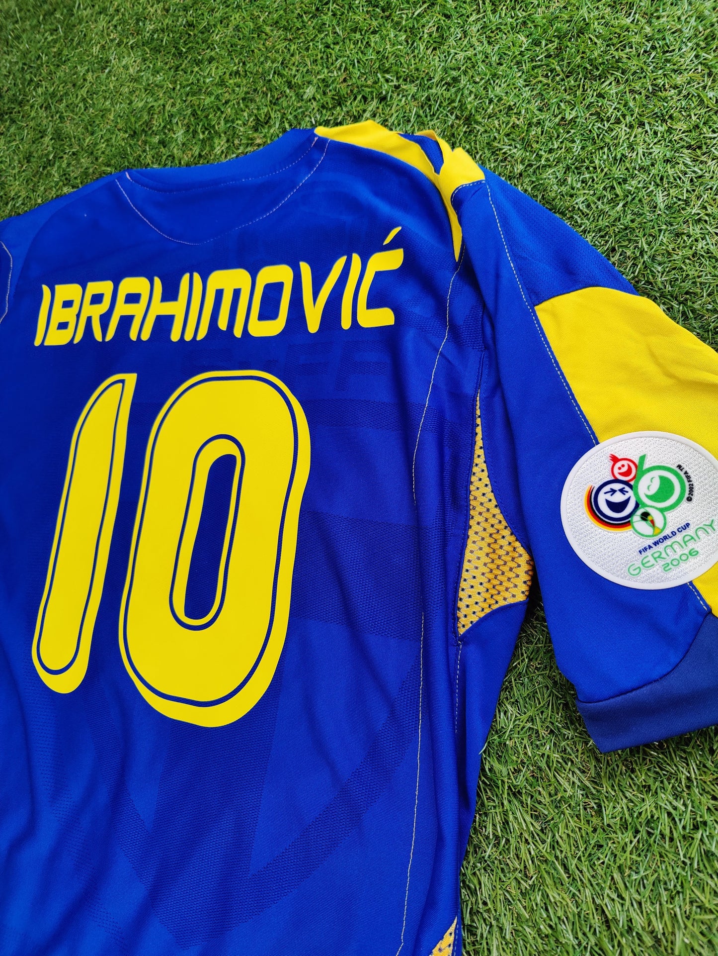 Zlatan Ibrahimović Str. XL Sverige Udebanetrøje (VM 2006)
