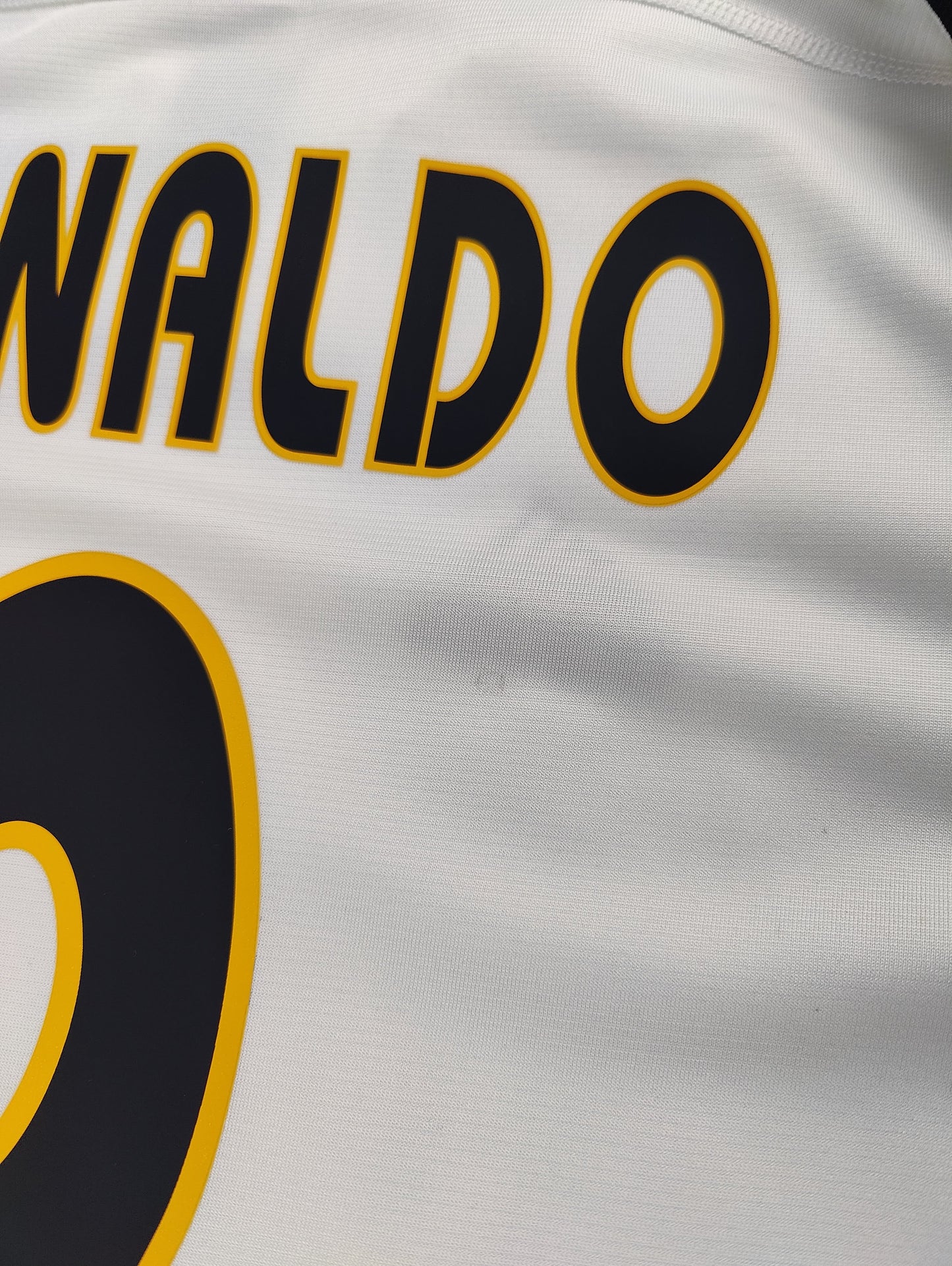 Ronaldo Nazário Str. M Real Madrid Hjemmebanetrøje (2003/04)