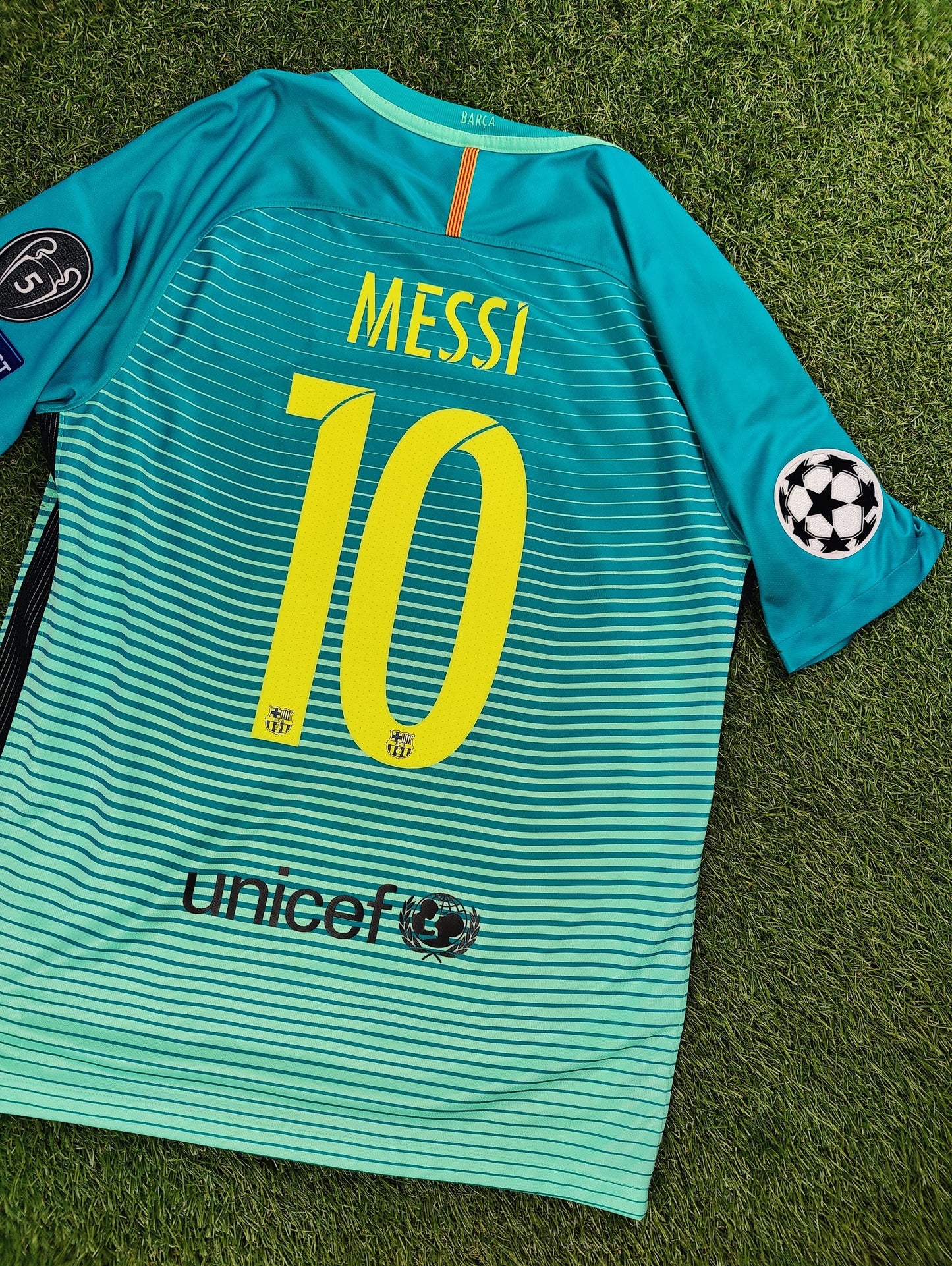 Lionel Messi Str. M Barcelona 3. trøje (2016/17)