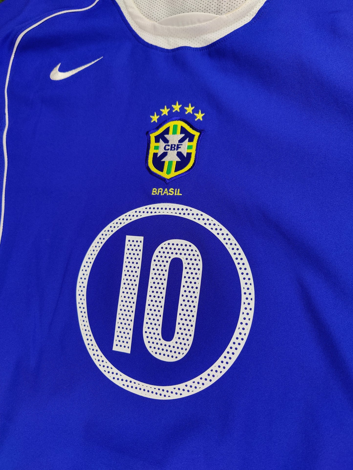 Ronaldinho Str. L Brasilien Udebanetrøje (2004)