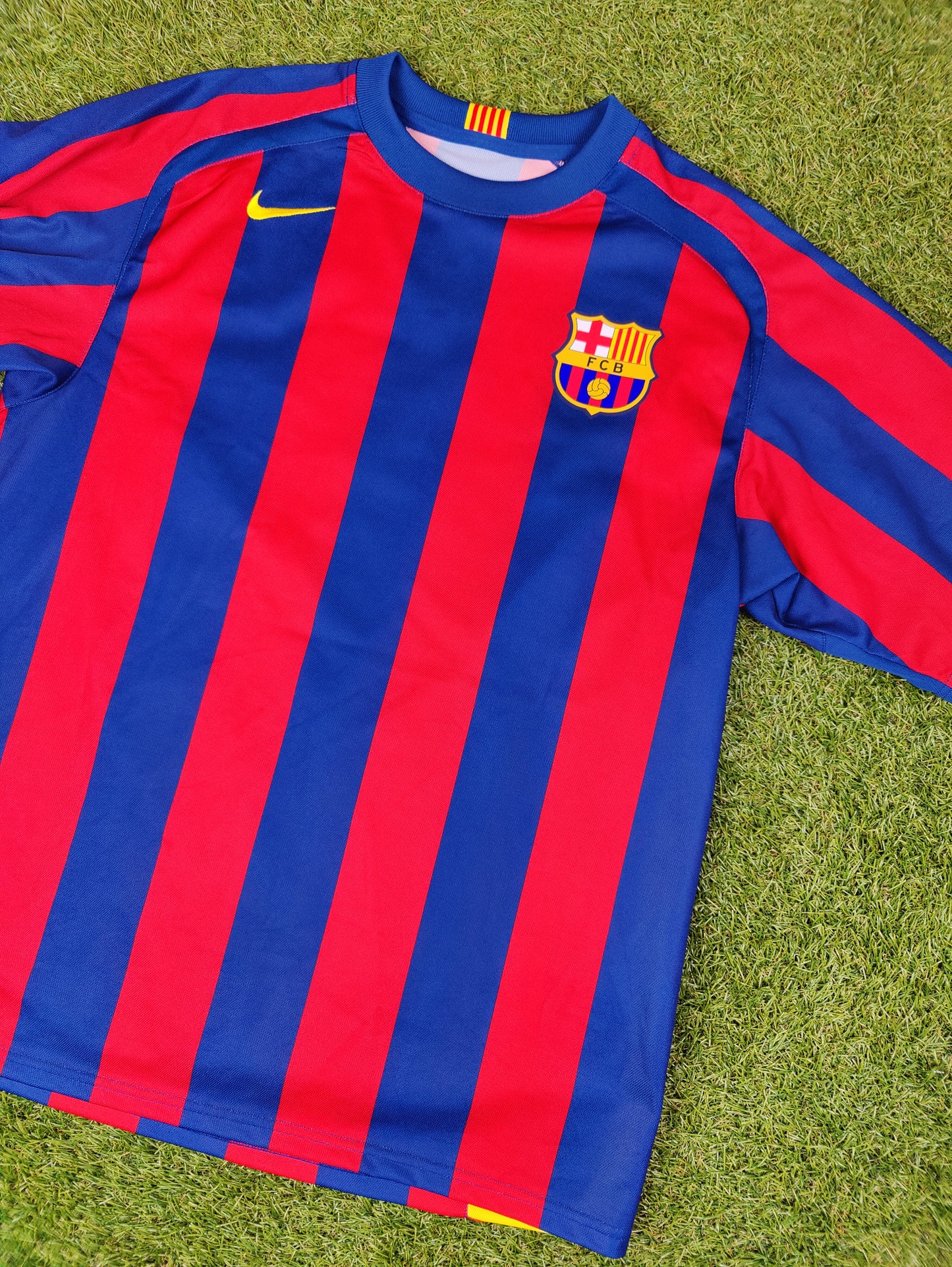 Ronaldinho Str. M FC Barcelona hjemmebanetrøje (2005-2006)