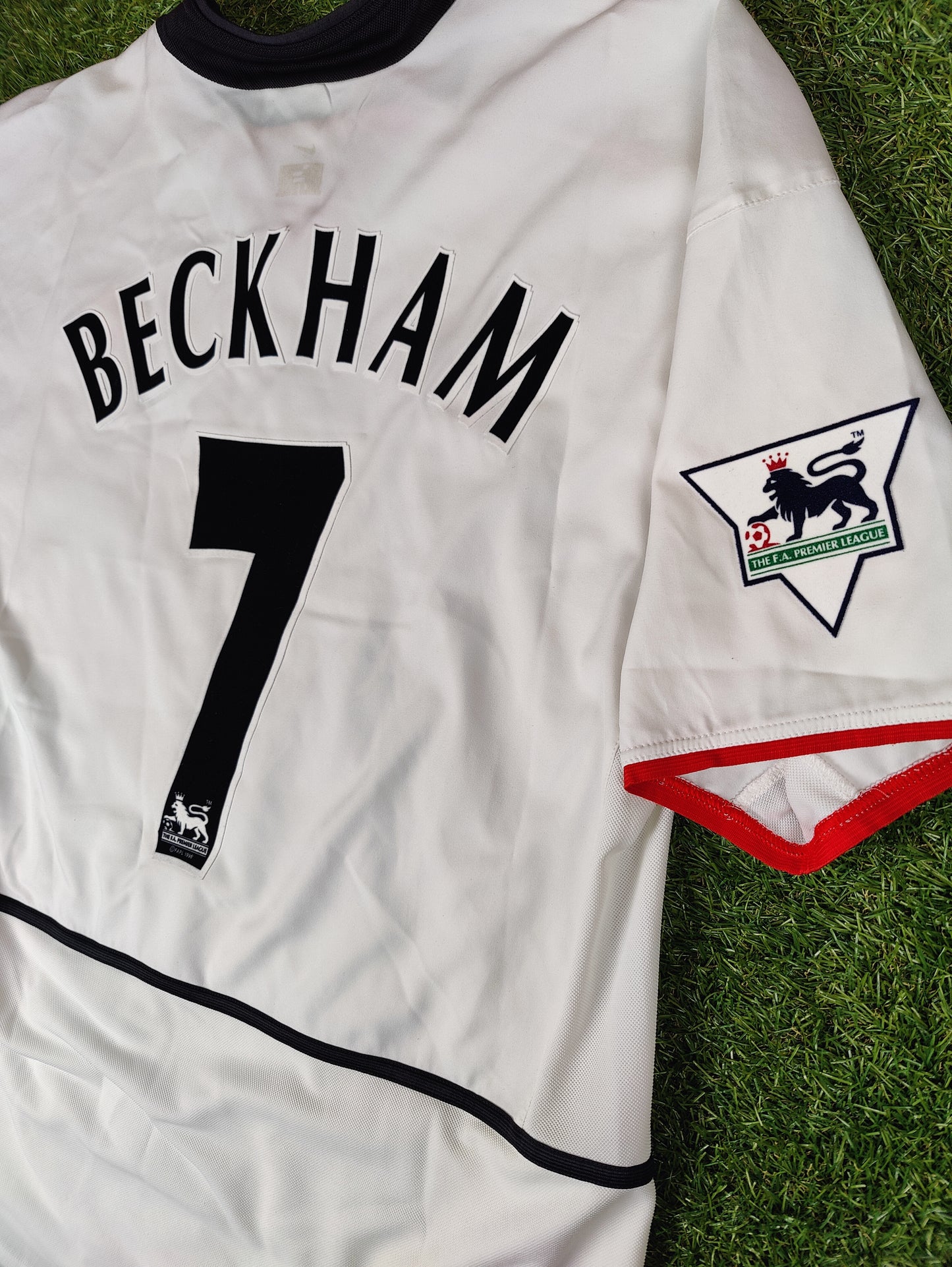 David Beckham Str. L Manchester United udebanetrøje (2002-2003)