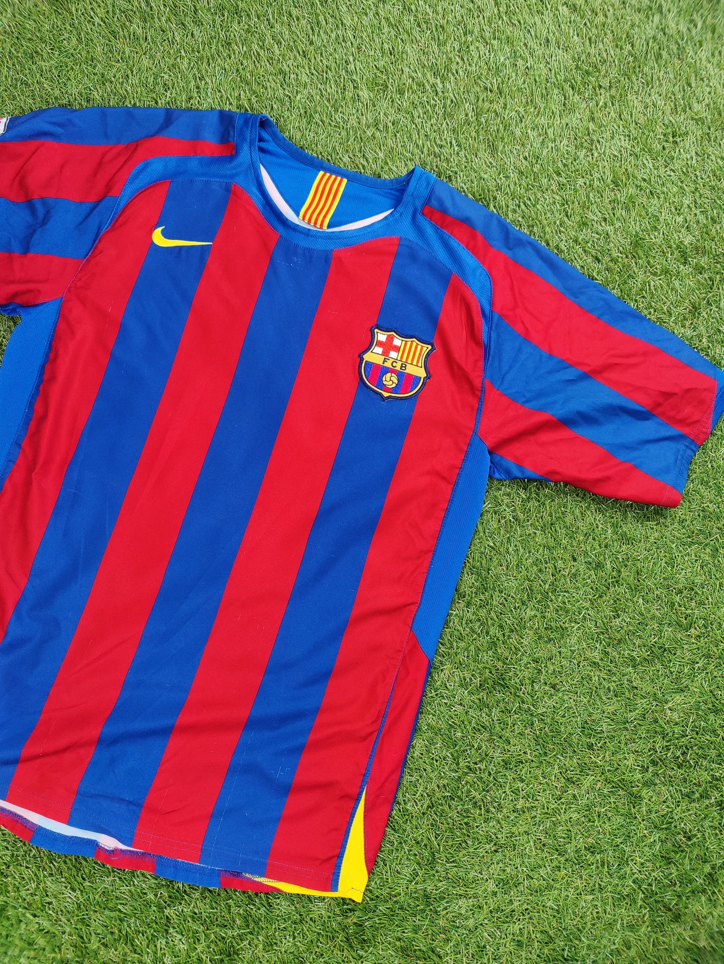 Ronaldinho Str. M FC Barcelona Hjemmebanetrøje – (2005/06)