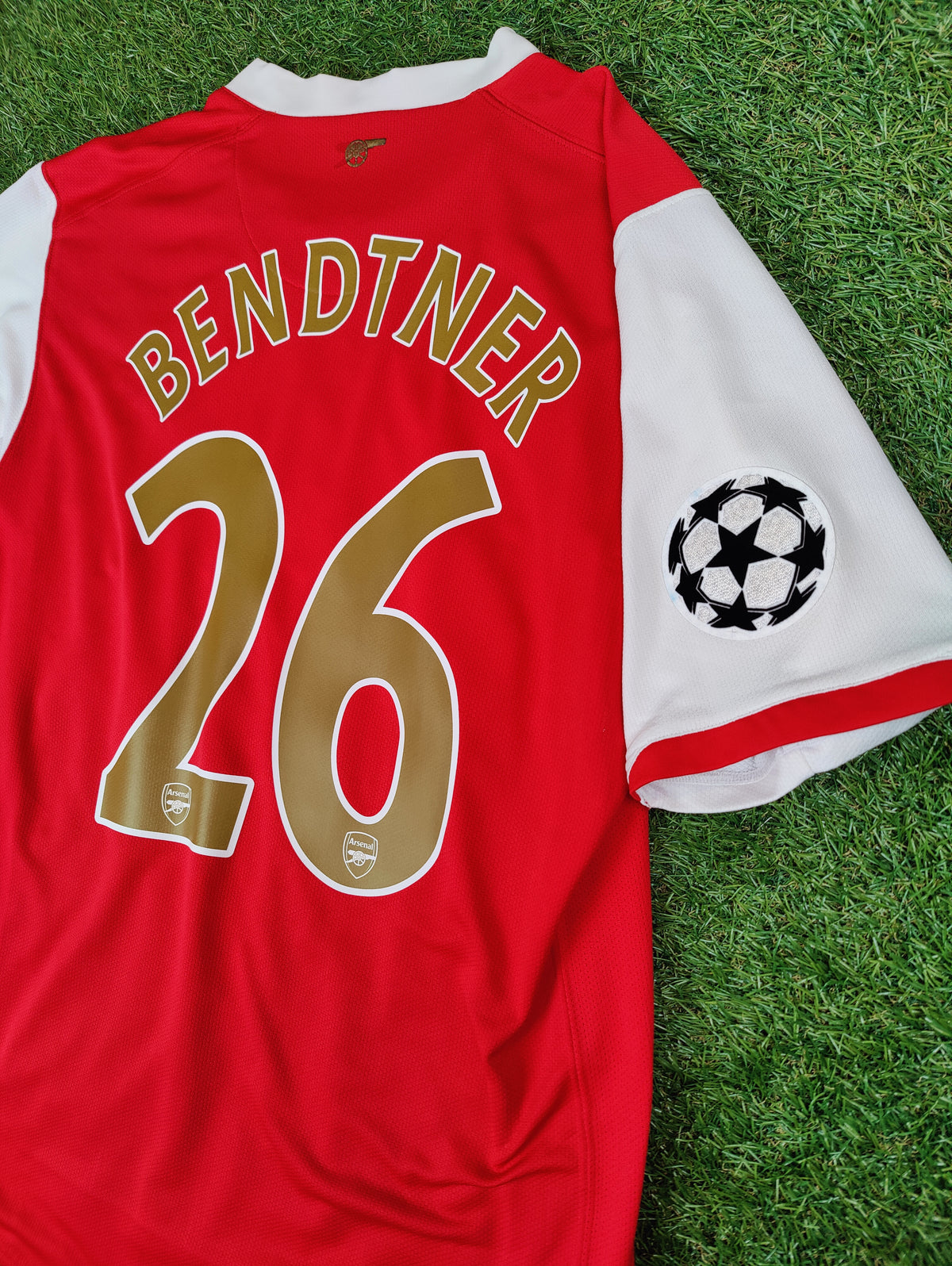 Nicklas Bendtner Str. M Arsenal Hjemmebanetrøje (2007-2008)