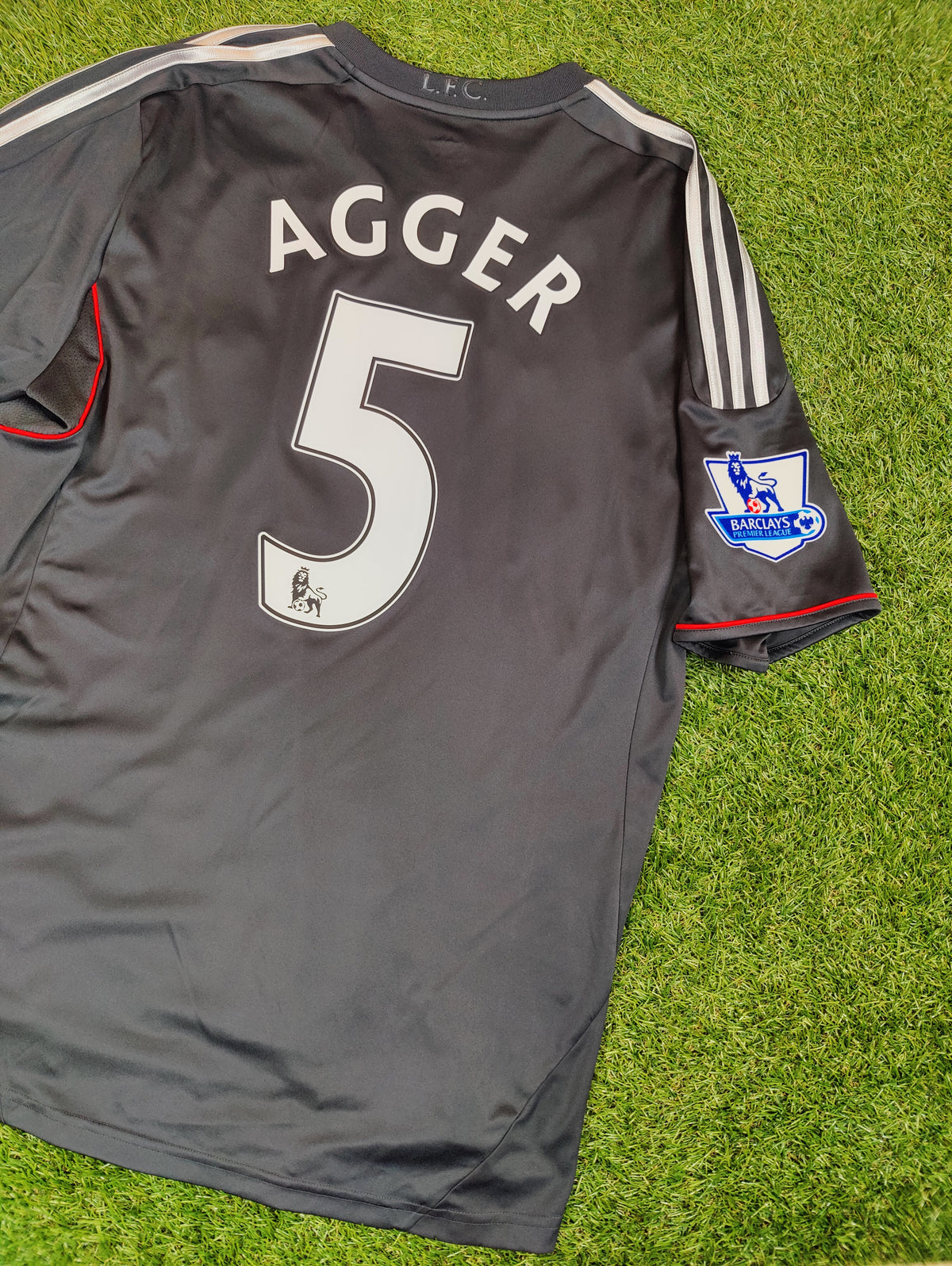 Daniel Agger Str. XL Liverpool Udebanetrøje (2011-2012)